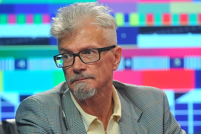 "Я ТРЕБУЮ НЕ ПРЕДАВАТЬ МОЕ ТЕЛО ЗЕМЛЕ": ЗАВЕЩАНИЕ ЭДУАРДА ЛИМОНОВА