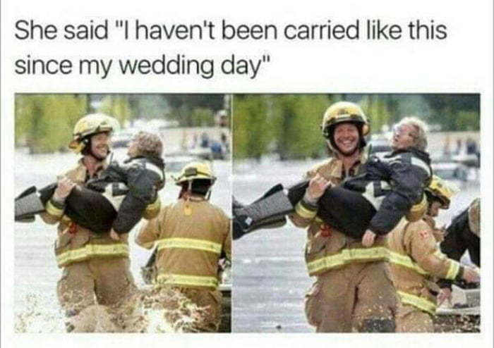 On hands - Rescuers, Old lady, On the handles, Wedding, The photo, Smile