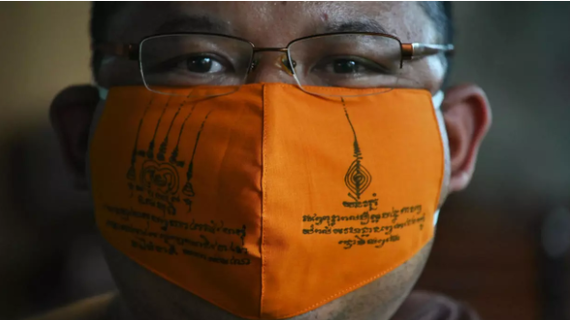 Thai monks make face masks from recycled plastic - Buddhism, Thailand, Mask, Quarantine, Coronavirus, Ecology, Processing, Longpost