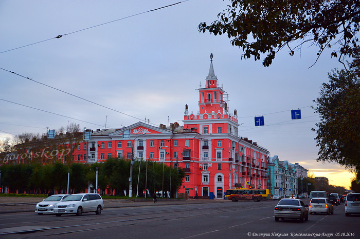 Комсомольск дом со шпилем фото