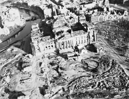 The first Soviet flags over the Reichstag - The Great Patriotic War, Red Army, Storm, Reichstag, Victory Banner, Red Banner, Longpost