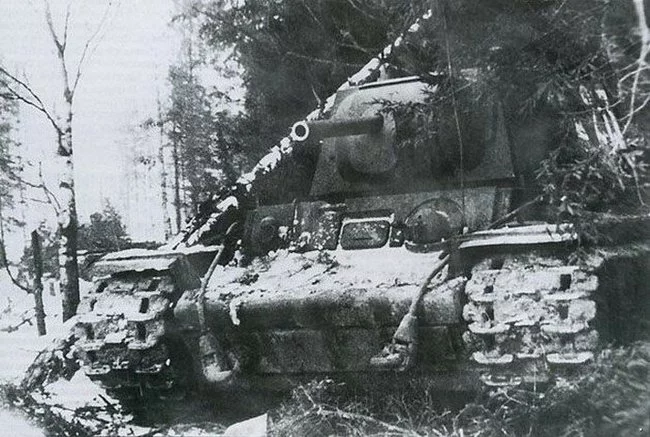 How the Soviet KV-1 tank held back Hitler's 6th Panzer Division for two days - The Great Patriotic War, Feat, Tanks, Longpost