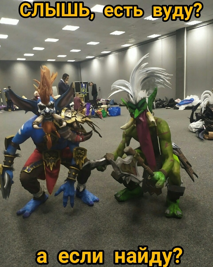 Мемасы с Comic Con Russia