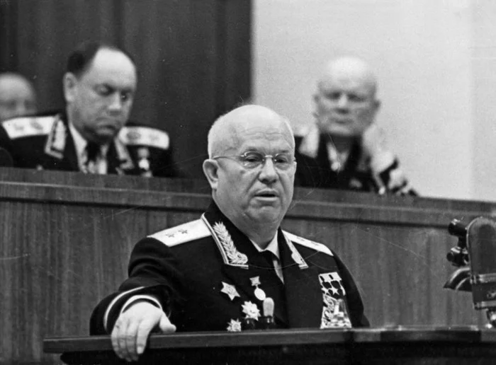 Lieutenant General Nikita Khrushchev - Khrushchev, , The photo, Congress of the CPSU, Story, the USSR, 20th century, 1961, Nikita Khrushchev, Uniform