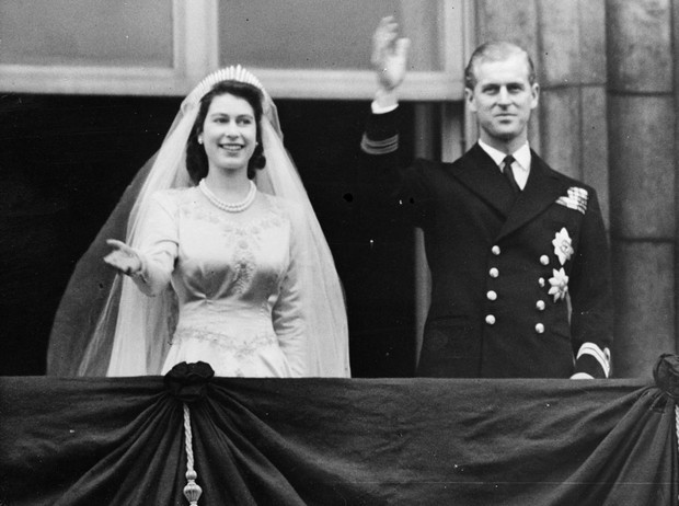 Kings can do anything! And even for love! - My, Monarchy, Great Britain, Queen Elizabeth II, Love story, Prince Philip, Longpost, England, Old photo, It Was-It Was