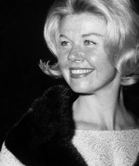 Doris - USA, Women, Smile, Black and white photo, Actors and actresses, Retro