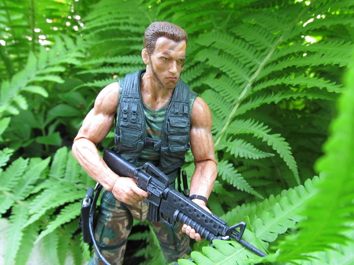   Jungle Patrol Dutch   NECA  , , , ,  ,  ()