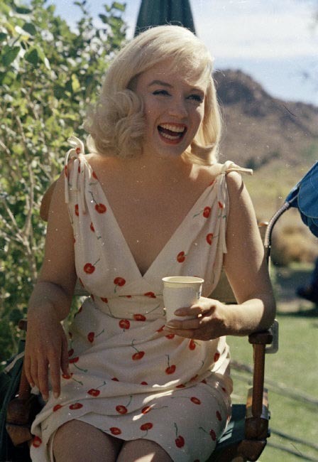 Gorgeous Marilyn. - Marilyn Monroe, Celebrities, Story, Cinema, The photo, Black and white photo, Longpost
