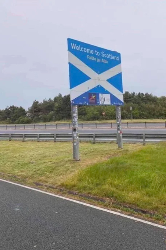 Welcome to Scotland - Scotland, Lawn, The border