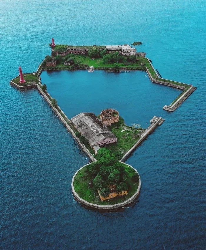 Fort Kronshlot - Fort, Kronstadt, Neva Bay, The photo, Fortification
