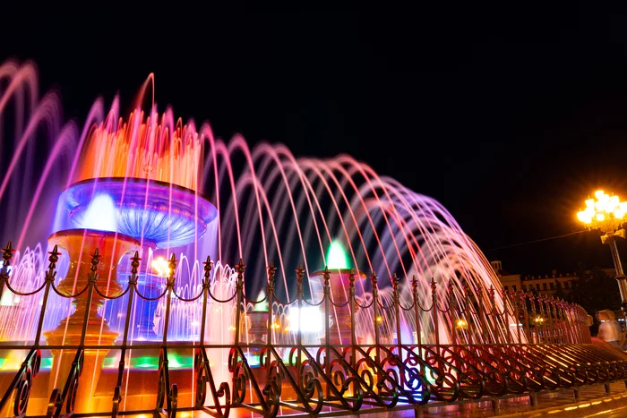 City fountains on display - My, The photo, Beginning photographer, Fountain, Excerpt, Long exposure, Khabarovsk, Longpost