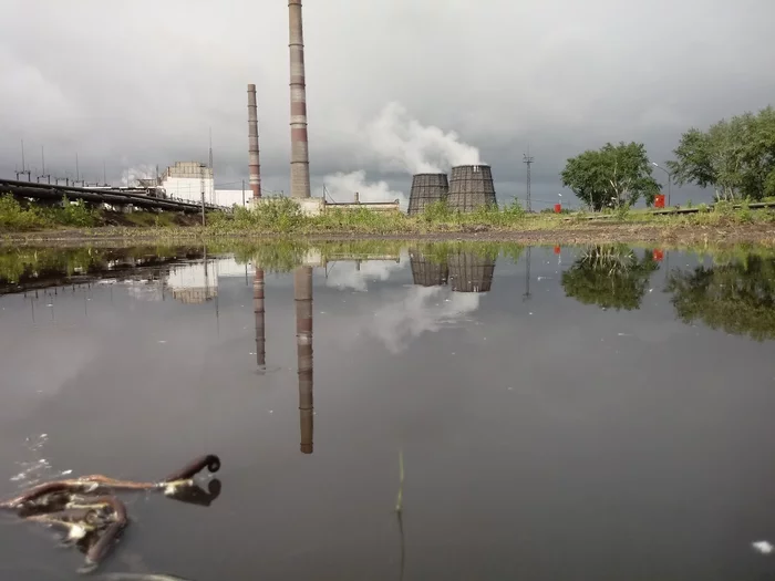 Thermal power plant in the reflection of a spring puddle - My, The photo, Puddle, Reflection, Slippers, May