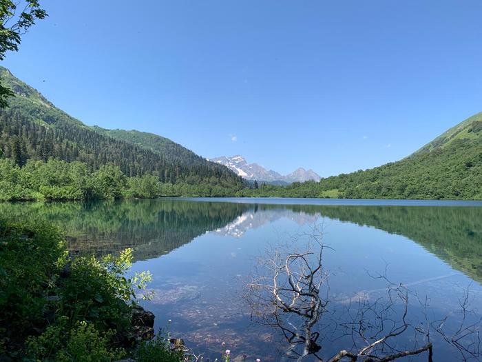 Озеро Кардывач с палаткой