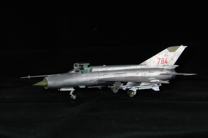    ,  , ,   , -21, Phantom, 