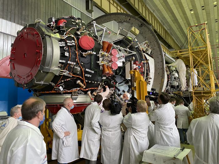 Вывоз МЛМ «Наука» в Центре им. М.В. Хруничева Космос, Роскосмос, Центр Хруничева, Протон-М, Видео, Длиннопост