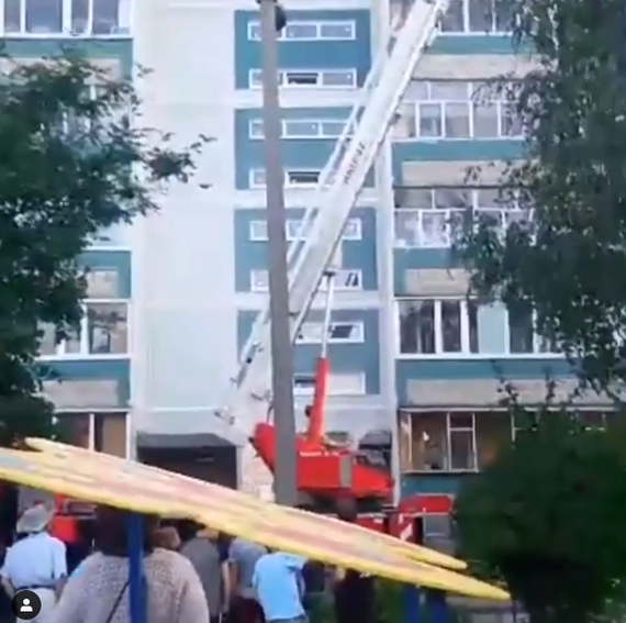 The kid was throwing toys from the 10th floor, and his mother was dead. Investigating a terrible tragedy - Negative, Children, Mum, Death, Tragedy, Horror, Sympathy, Ulyanovsk