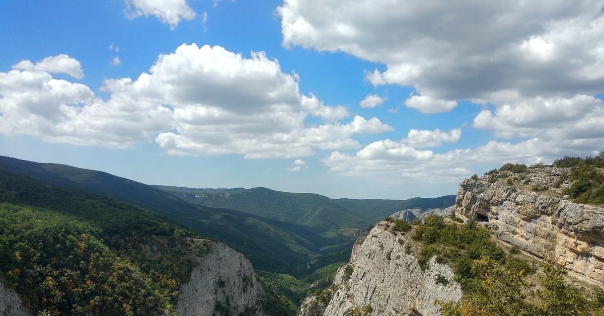 Крым крупные. Гранд каньон Крым. Большой Крымский каньон. Ущелье чёртовы ворота Крым. Большой каньон (Крым) крымские горы.