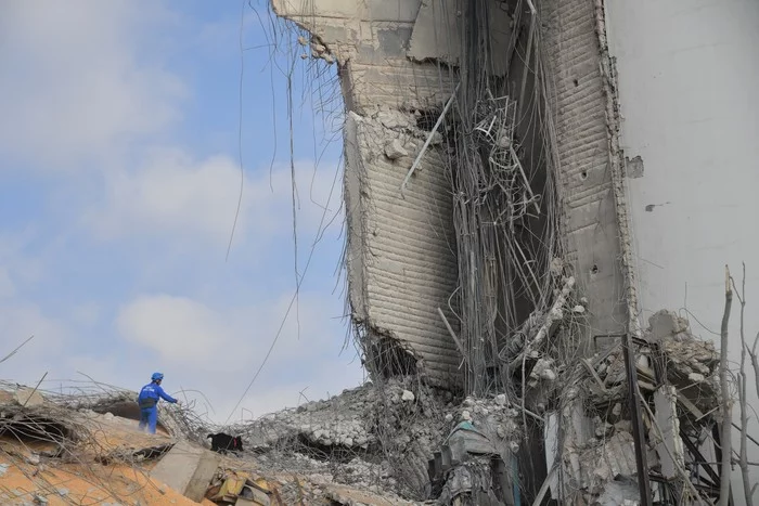 Последствия взрыва в Бейруте глазами российских спасателей Спасатели, МЧС, Ливан, Бейрут, Длиннопост