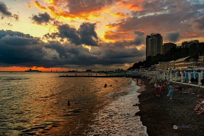 beach sunset - My, Sunset, Sea, Beach, Town, Resort, Before the storm, August, Summer