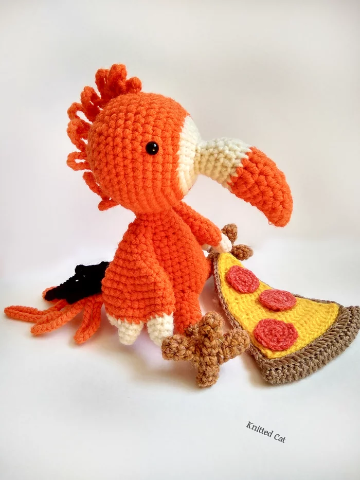 Dodo Pizza - My, Knitting, Crochet, Knitted toys, Amigurumi, Dodo Pizza, Pizza, Symbol, Needlework, , Needlework without process, Handmade, With your own hands, Yarn, Toys, Creation, Soft toy, Hook, Longpost, Symbols and symbols