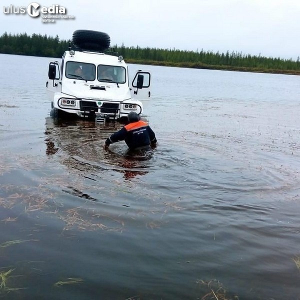 В Среднеколымске благодаря врачам выжил мужчина, на которого напала медведица - Медведи, Скорая помощь, Якутия, Длиннопост, Новости, Негатив