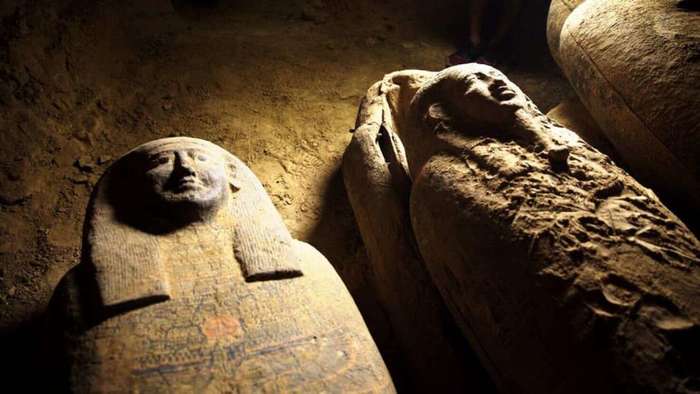 В Египте обнаружили 13 уникальных древних саркофагов Наука, Новости, Египет, Саркофаг, Находка, Археология