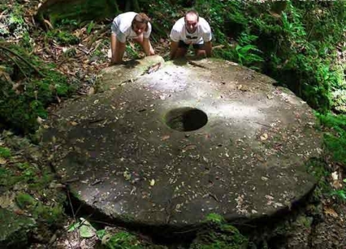 Stone money from the island of Yap - the largest coins in the world - My, Money, Coin, The most, Micronesia, A rock, Longpost