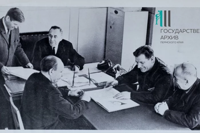 Истории одного завода. Здесь делали «Астру» и «Приму», а с трех зарплат работники могли купить машину Пермь, Астры, Прима, История, Длиннопост