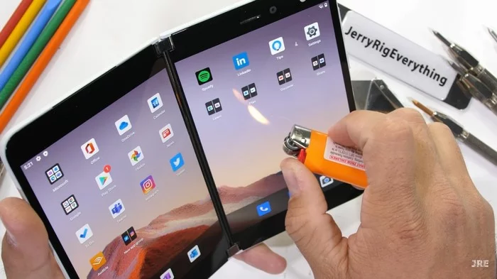 Is it easy to break a $1400 smartphone? Microsoft Surface Duo - Microsoft, Smartphone, Galaxy Fold, , Video, Longpost