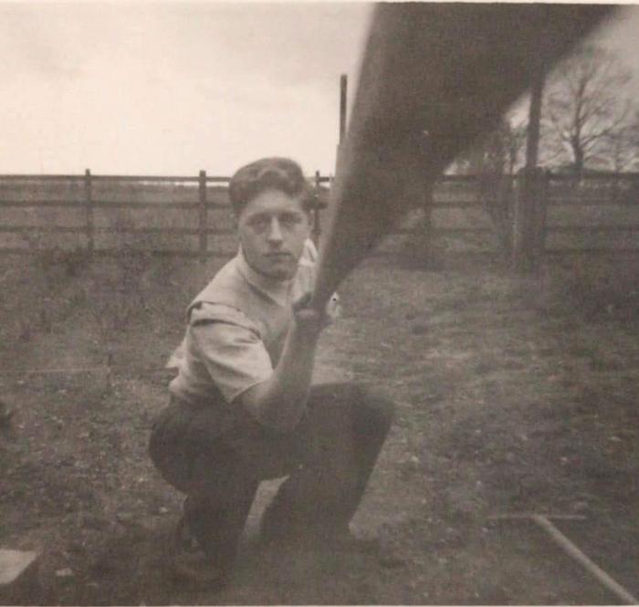 My dad took a selfie using a stick to activate the shutter, circa 1957. - Reddit, The photo, Selfie, Old photo, 1957, Selfie stick