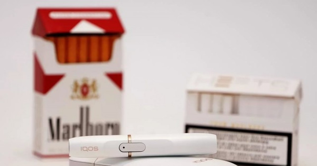 Айкос вейп. Вреден ли айкос чем сигареты. Айкос мальборо. Айкос в руке. Мобиком тулун каталог.