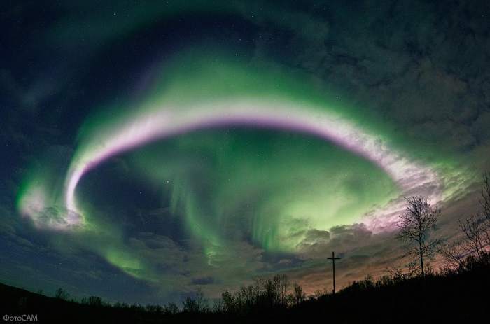 Today over Murmansk - My, Murmansk, Shine, Polar Lights, The photo, Sky, beauty