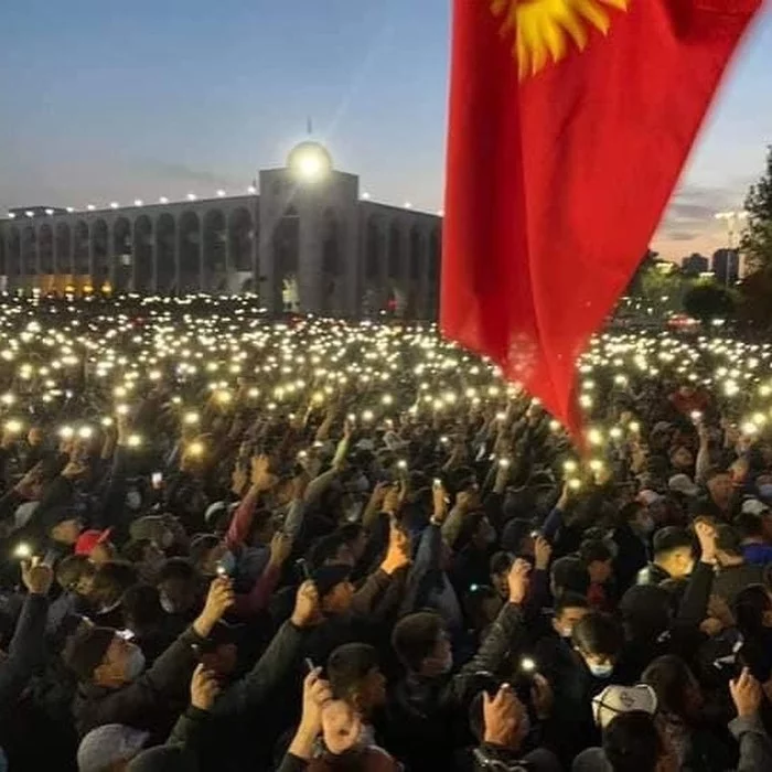 Hello again . Revolution overnight. We can, we know how, we practice - My, Revolution, Democracy, Politics, Protests in Kyrgyzstan
