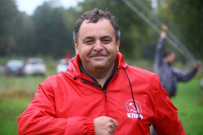 КПРФ «СВОИХ» НЕ БРОСАЕТ