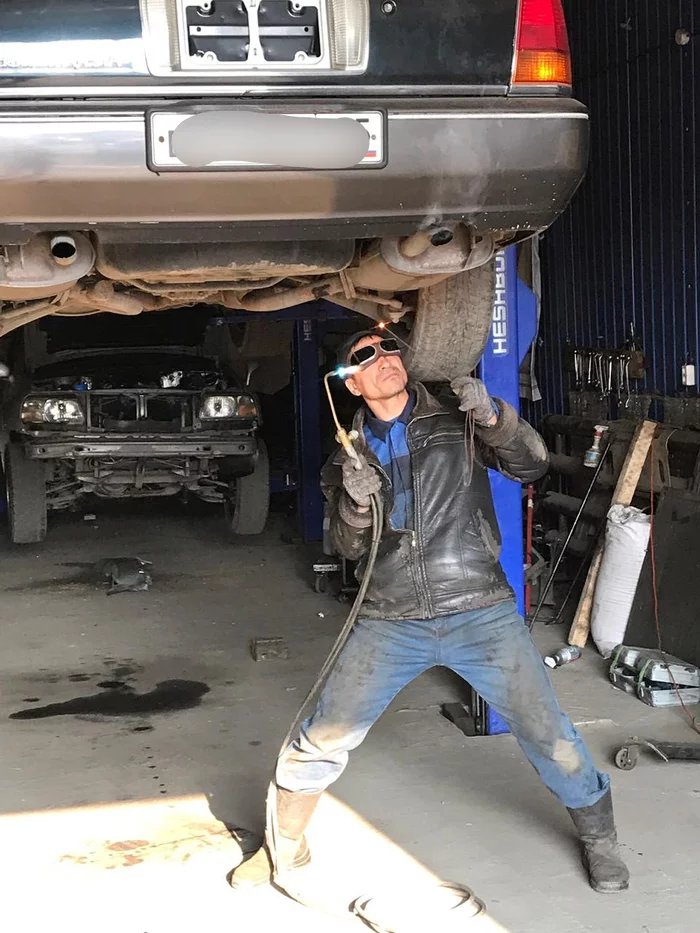 The most photogenic welder in Russia - My, Welder, Rave, Photogenic, Professional, Auto, Motorists