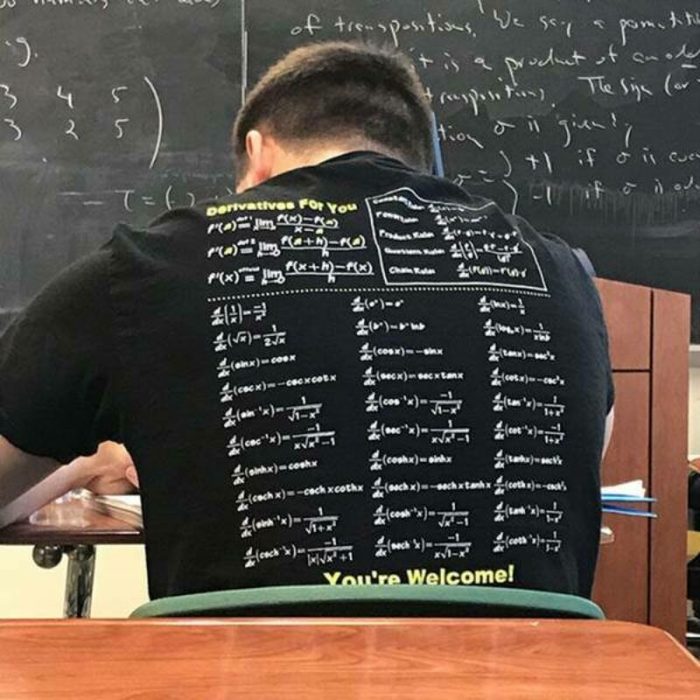 Отличник, наверное...