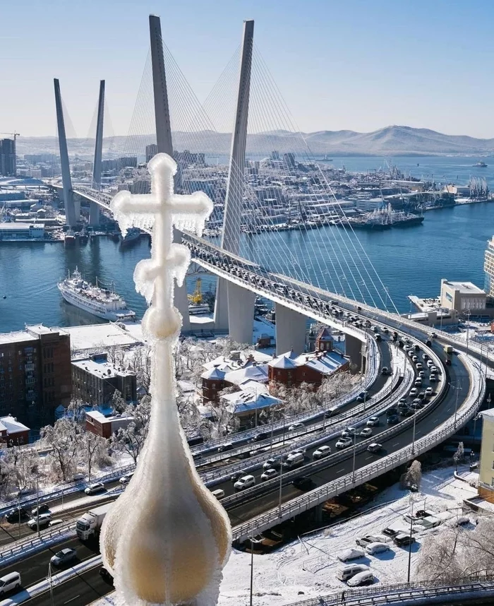 Crystal City - Golden Bridge, Vladivostok, From the network, Longpost