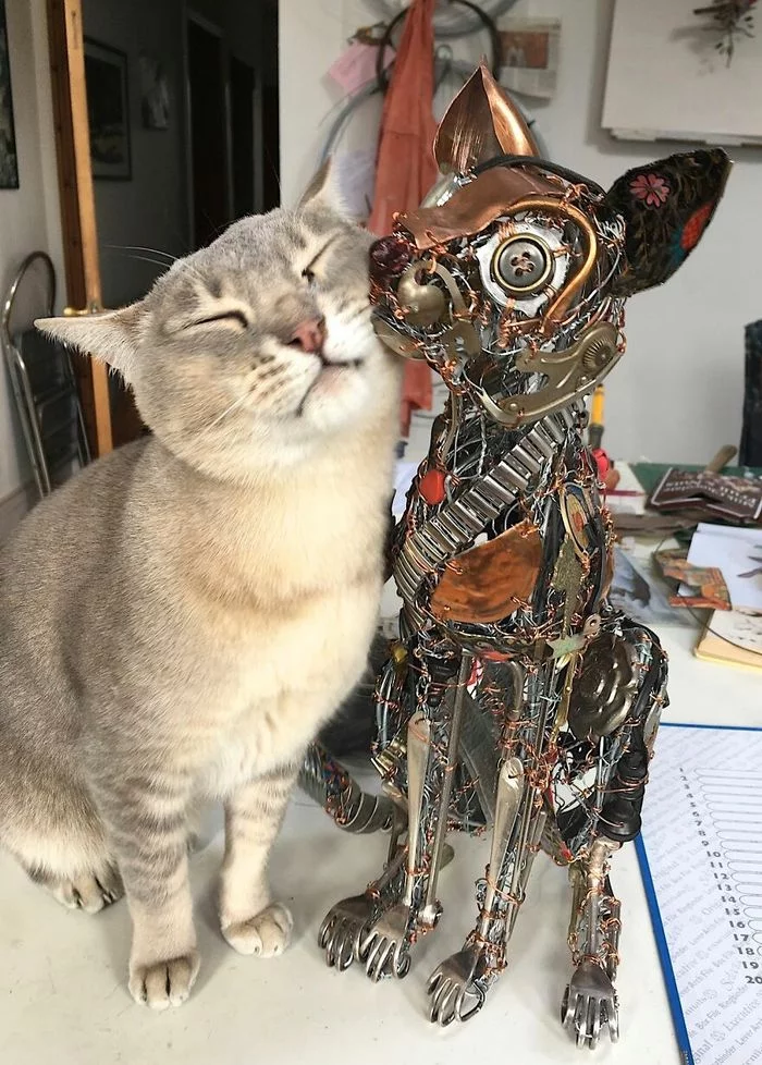 Acquaintance - cat, Scrap metal, Sculpture