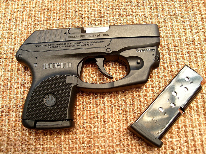 Маленькая смерть в кармане. Компактные пистолеты - наше время Оружие, Пистолеты, История, Размер, Видео, Длиннопост