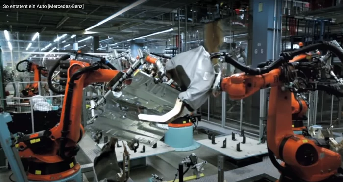 Car assembly in Germany and Russia - AvtoVAZ, Mercedes, Russia, Germany, Automotive industry