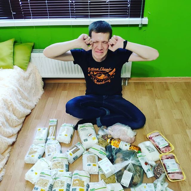 Reply to the post “Only four survived.” In the Urals, the results of the experiment on survival on the minimum wage were summed up - My, Ural, Chelyabinsk, Minimum wage, Experiment, Living wage, The photo, Youtube, Negative, Reply to post, Longpost