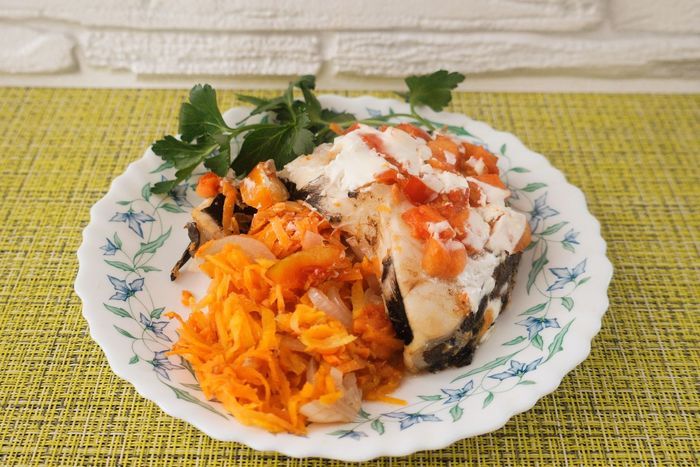 Catfish baked in the oven with vegetables - My, A fish, Catfish, Steak, Preparation, Dish, Recipe, Food, Cooking, Nutrition, Yummy, Second courses, Longpost