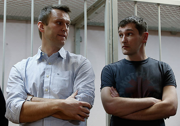 How the Navalny brothers carried out fraudulent activities - Politics, Alexey Navalny, Fraud, Criminal case, Theft, Yves Rocher, Post office, Longpost