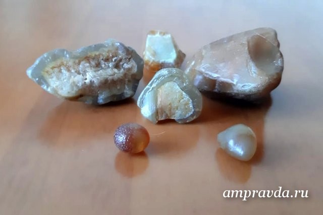 Pebbles for dad: Pikabu readers from Svobodny sent a man in Rostov stones from his childhood - My, Amur region, Liberty, Blagoveshchensk, Nostalgia, Longpost, Positive, The strength of the Peekaboo, Pick-up headphones