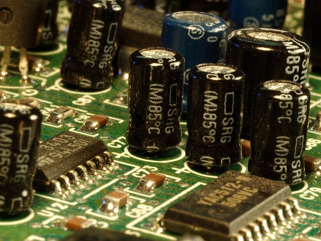 What is capacitor ESR and why is it needed? - Electricity, Electronics, Physics