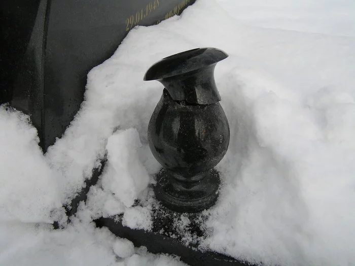 Torn vase - My, Cold, Granite, Vase, experience, Help