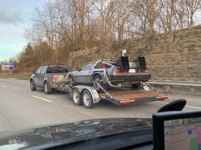 Marty must have stopped in 2020 and broke a DeLorean - The photo, Назад в будущее, Car, 2020, Tow truck, Breaking, Delorean, Back to the future movie, Back to the future (film)