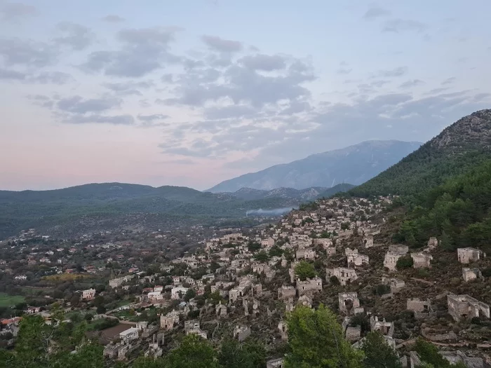 Day 8. Fethiye. Day Hike Through Ghost Town to Lost Beach - My, Fethiye, Turkey, Ruin, Falafel, Travels, Budget travel, Video, Longpost