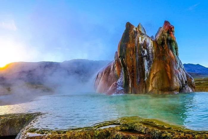 Гейзер Флай — как простая случайность обернулась чудом природы Природа, Гейзер, США, Невада, Яндекс Дзен, Видео, Длиннопост