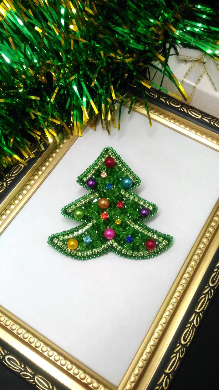 Brooch Christmas tree - My, With your own hands, New Year, Needlework without process, Christmas tree, Brooch, Presents, Samara, Holidays, Longpost